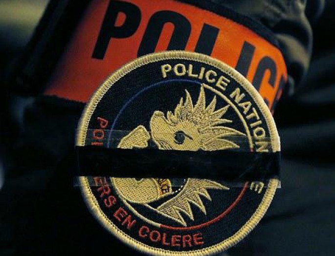 Polislər maaş davasına çıxdılar