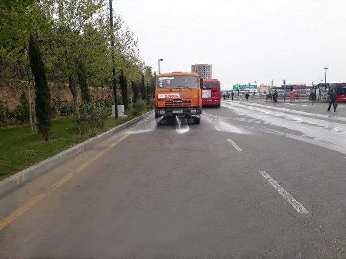 Avtovağzalda dezinfeksiya işləri davam etdirilir - FOTO