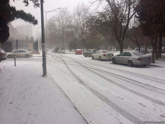Nazirlik: "Hazırda Azərbaycanda müşahidə edilən hava dekabr ayı üçün xarakterikdir"