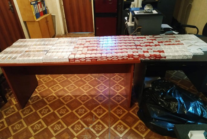 Avtomobildən qanunsuz siqaretlər aşkarlanıb - FOTO