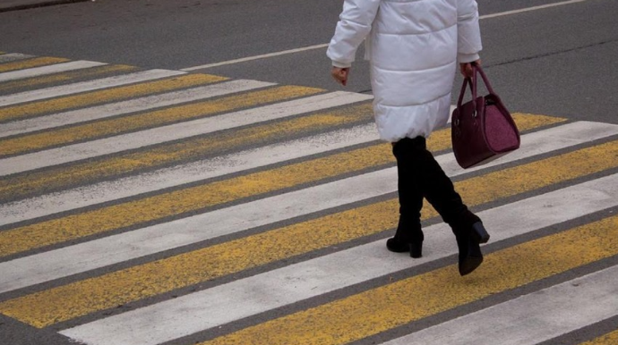 Bakıda qadın yol qəzasında ağır xəsarət alıb 