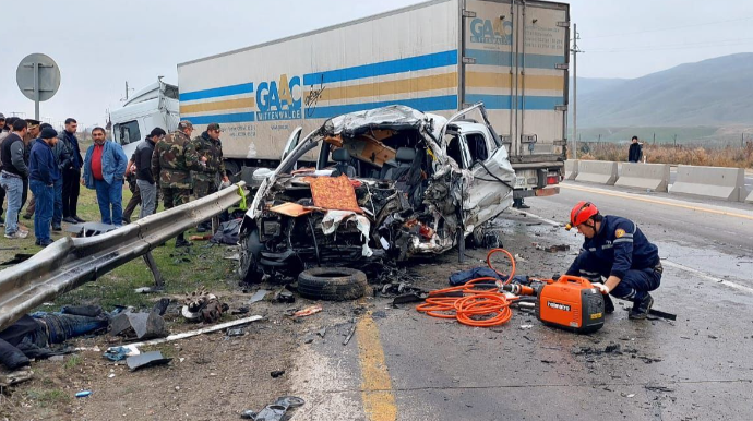 Bakı-Quba yolundakı qəzada ölənlər dəmiryol şirkətinin fəhlələri olub 