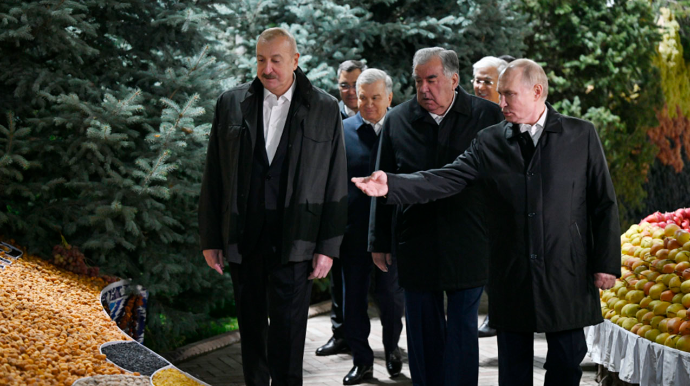 Prezident Düşənbədə qeyri-rəsmi şam yeməyində iştirak edir - FOTOLAR 