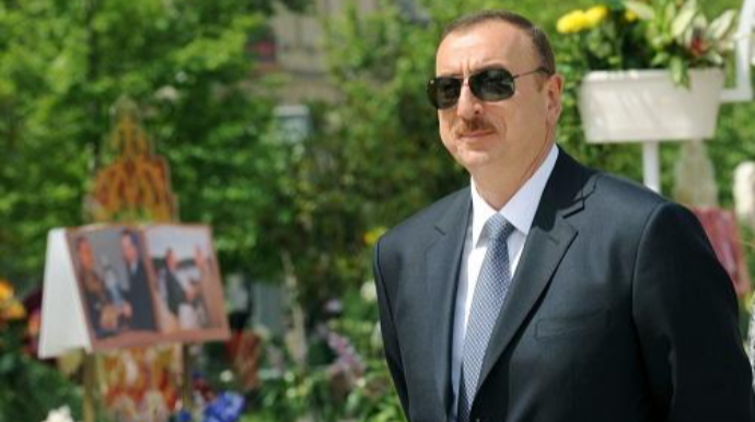 İmmiqrantları daşıyan qayıq batdı,10-dan çox ölü var 