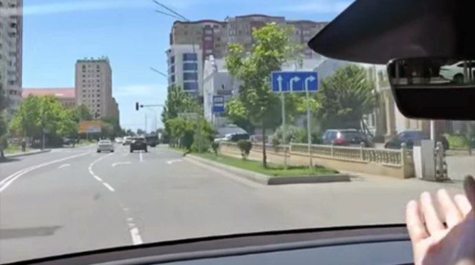 Новая схема движения на улице Рафиева в Баку вызвала недоумение автомобилистов: реакция AYNA - ВИДЕО 