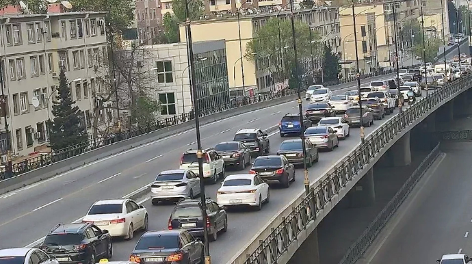 Paytaxtın 20 küçəsində sıxlıq müşahidə edilir - SİYAHI 