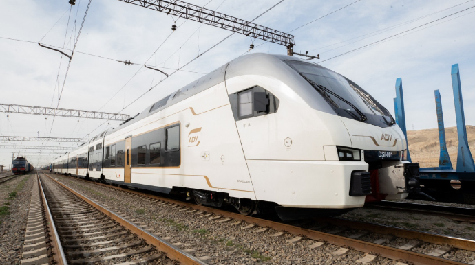 Abşeron dairəvi dəmir yolunda sərnişin axını artıb - Anar Rzayev 