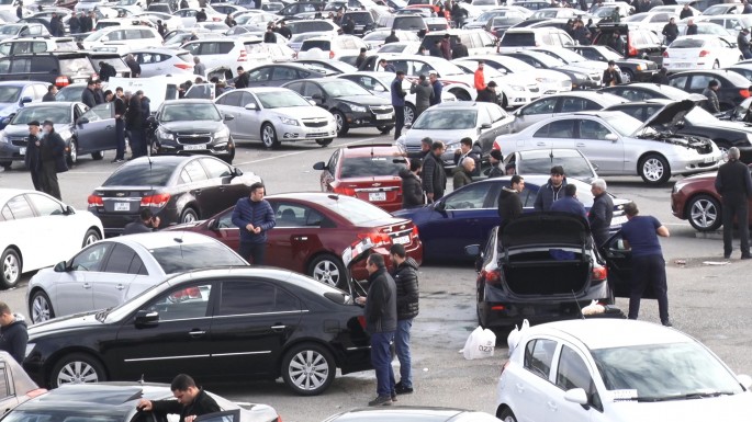 Avtomobil bazarında qiymətlər "əl yandırır"  - VİDEO