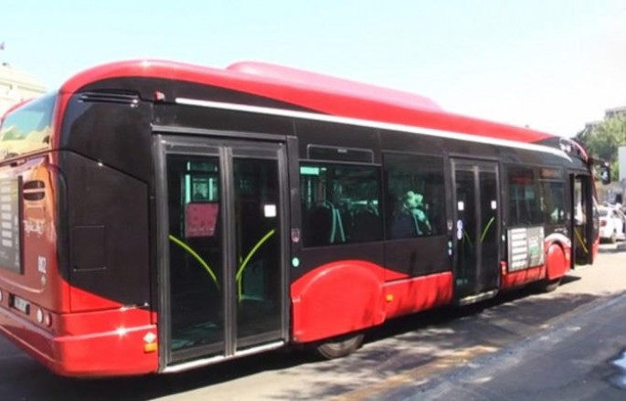 "BakuBus"un avtobusu ilə toqquşan avtomobilin sürücüsü öldü