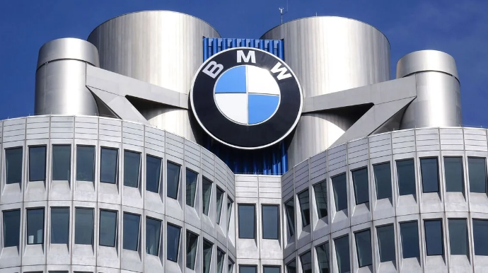 "BMW" ABŞ-də yüzminlərlə avtomobilini geri çağırır - ŞOK SƏBƏB