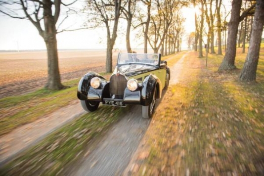 "Bugatti Type" 57S Cabriolet hərracda - FOTO