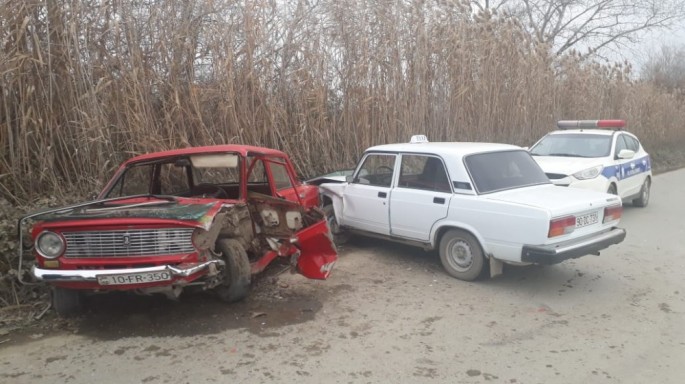 Xaçmazda yol qəzası: 3 nəfər yaralanıb - FOTO