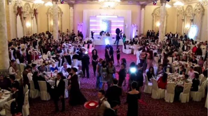 Bakıda toyda rəqs edən kişi QƏFİL ÖLDÜ