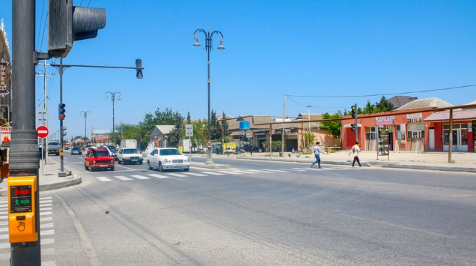 Bakının Binə qəsəbəsində yol-piyada təhlükəsizliyinin səviyyəsi  artırılıb  - FOTO