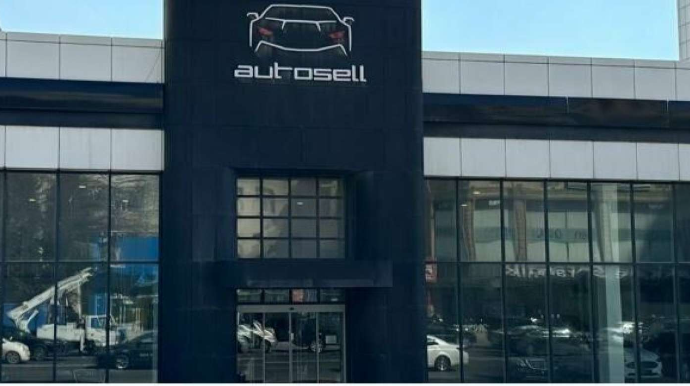 "Autosell" lizinq şirkəti vətəndaşın avtomobilini oğurladı - "Reket kimi davranırlar" 