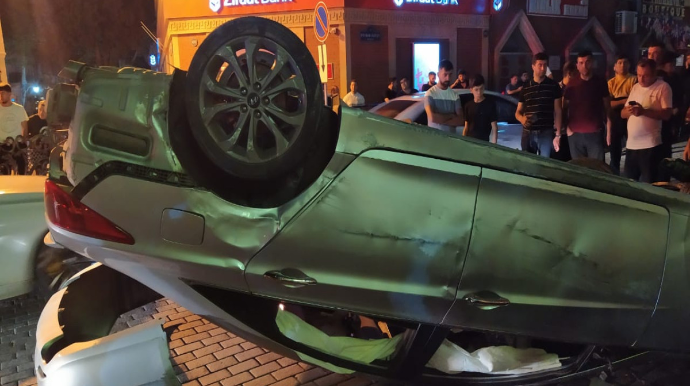 Gəncədə "Hyundai" aşdı  - FOTO