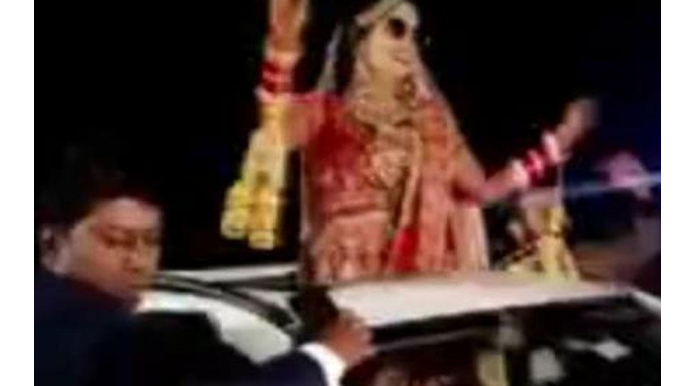 Toy korteji yük avtomobili ilə toqquşdu - VİDEO