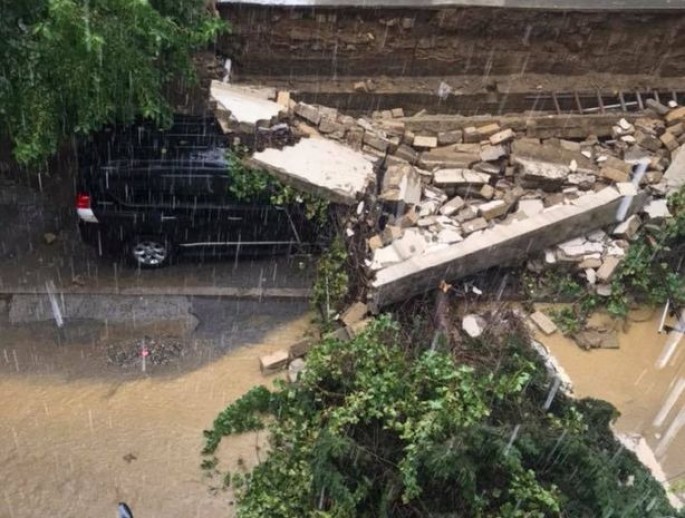 Güclü yağış uçquna səbəb oldu – FOTO + VİDEO