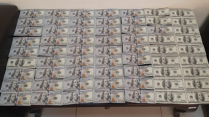 Yük avtomobilindən qanunsuz xarici valyuta aşkarlanıb - FOTO 