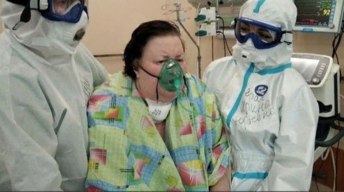 Ağciyərləri 100 faiz zədələnən xəstə koronavirusdan sağaldı  - FOTO