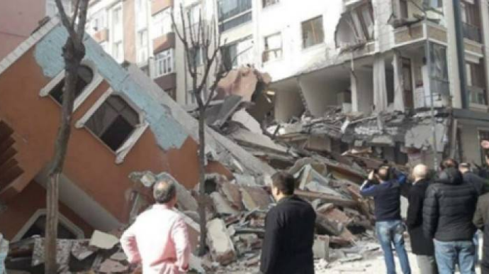 Azərbaycanda məktəb çökdü: ölü və yaralılar var - FOTOLAR   - YENİLƏNİB