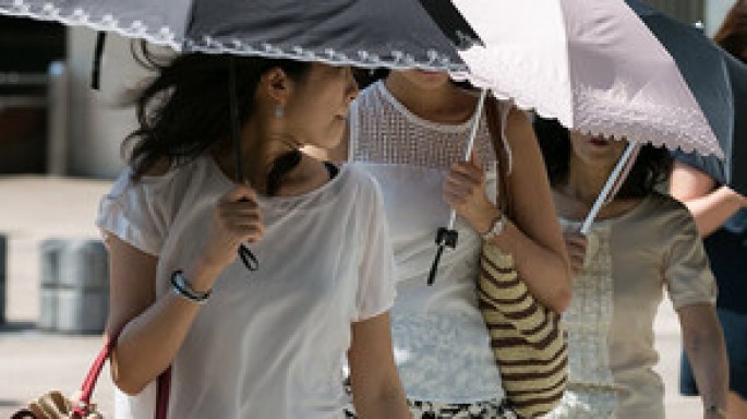 12 nəfər isti hava şəraitinin qurbanı olub