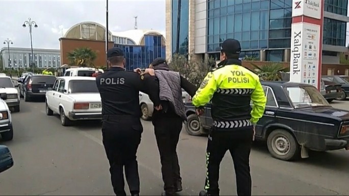 Lənkəranda avtomobildən oğurluq etmək istəyən tutuldu