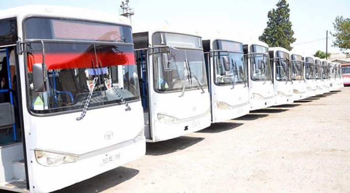 Nasaz avtobuslar, aqressiv sürücülər: ekspertlər çıxış yolunu nədə görür?