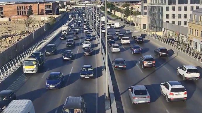 Bakının bu yollarında tıxac var - SİYAHI