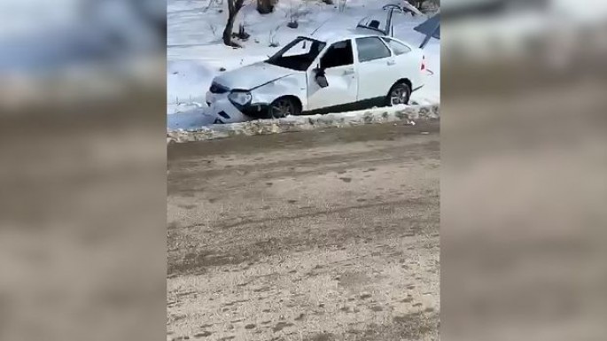 Azərbaycanda ağır qəza: Avtomobil bir neçə dəfə çevrildi  - VİDEO