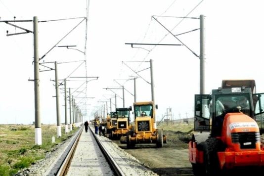 100 km-dən artıq yol əsaslı təmir olunub - FOTO