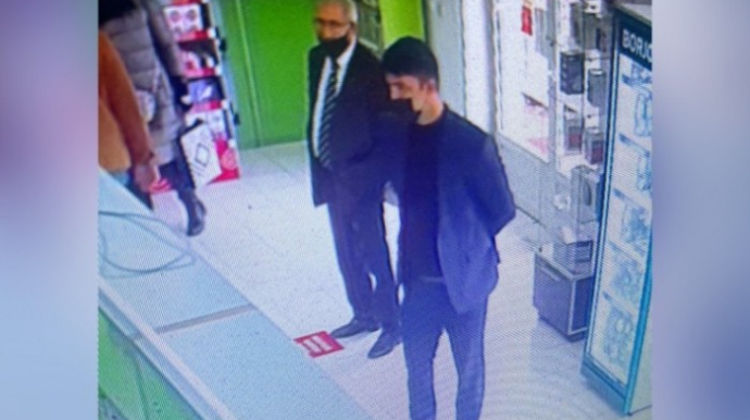 Aptek sahiblərindən pul tələb edən iki nəfər saxlanıldı - VİDEO 