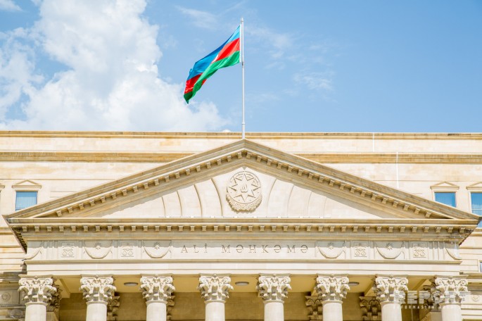 Ali Məhkəmə qətldə təqsirləndirilən şəxsin işini geri göndərib