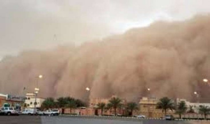 Qum fırtınası nəticəsində ölənlərin sayı artıb