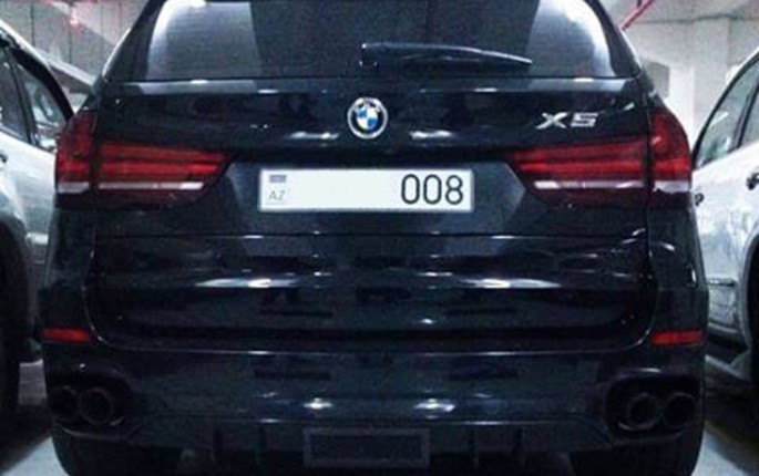 “008” maşın nömrəsi ona 40 minə başa gəldi