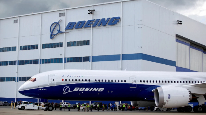 “Boeing” şirkəti 17 000 iş yerini ixtisar edir 