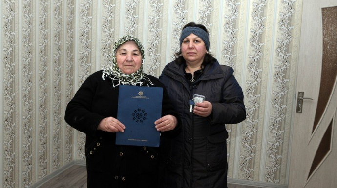 30 семей шехидов и инвалиды Карабахской войны получили квартиры