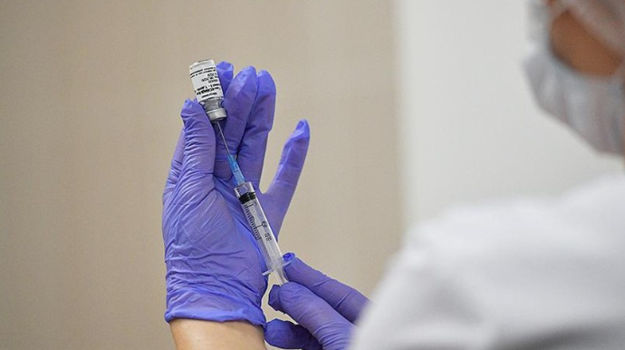 Dünyada COVID-19 peyvəndlərinin bölgüsü müddətləri açıqlandı