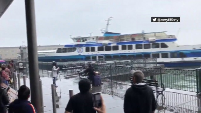 Bərə körpüyə çırpıldı: xəsarət alanlar var - VİDEO