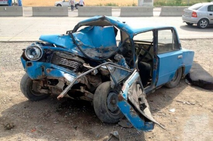 Samuxda minik avtomobili TIR-la toqquşub, ölən var