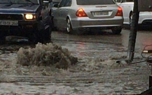 Milyonlarla pul hara gedib?