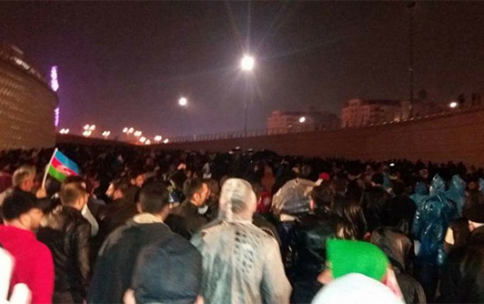 Azarkeşlər üçün avtobus niyə ayrılmadı?