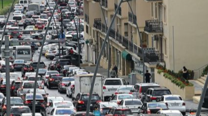 Bakıda sıxlıq olan yolların SİYAHISI 