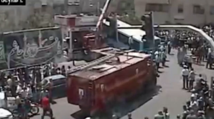 Təbrizdə ağır qəza:  Onlarla sürücü və piyada xəsarət alıb   - VİDEO