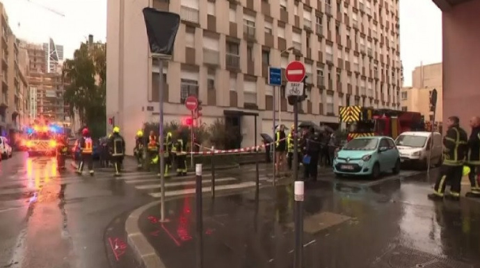 Çoxmərtəbəli binada yanğın olub, dörd nəfər ölüb 