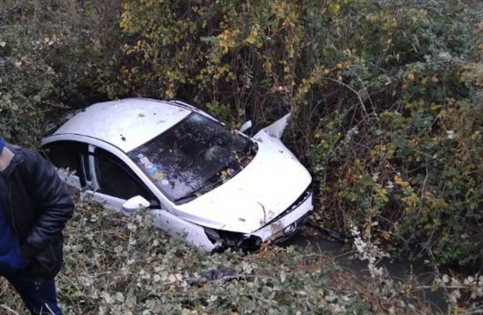 Ağsu sakini Astarada avtomobilini aşırıb