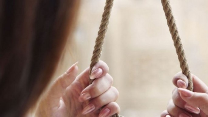 Qəbələdə 35 yaşlı qadın intihar edib