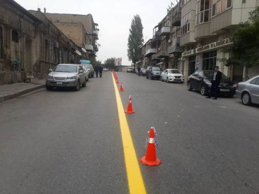 Bakının mərkəzi küçələrində xüsusi zolaq çəkildi  - FOTO