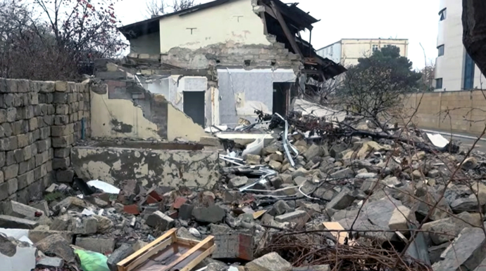 Badamdar sakinlərinin yol problemi niyə həllini tapmır? - VİDEO