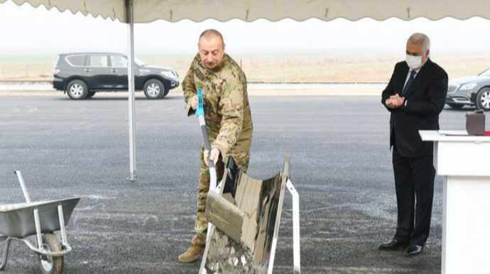 Deputat:  “Ölkəmiz üçün vacib nəqliyyat infrastrukturunun inşasına başlanılır”